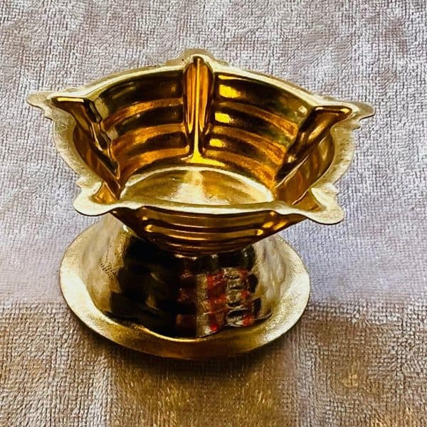 Elegant Brass Mini Lamp