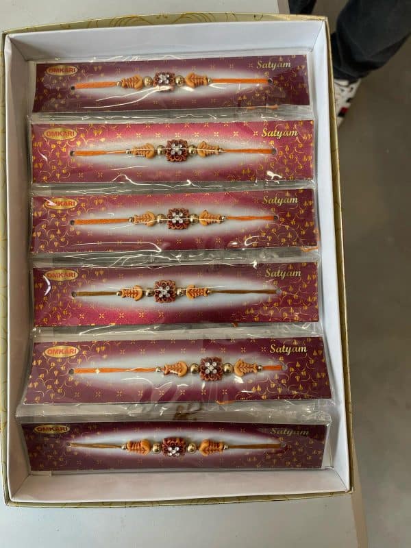 Rakhi (ECONOMY) - 1 Nos