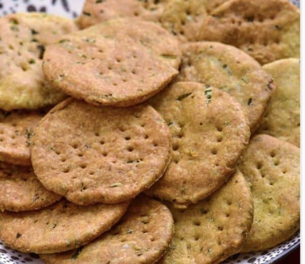 Methi Mathiri